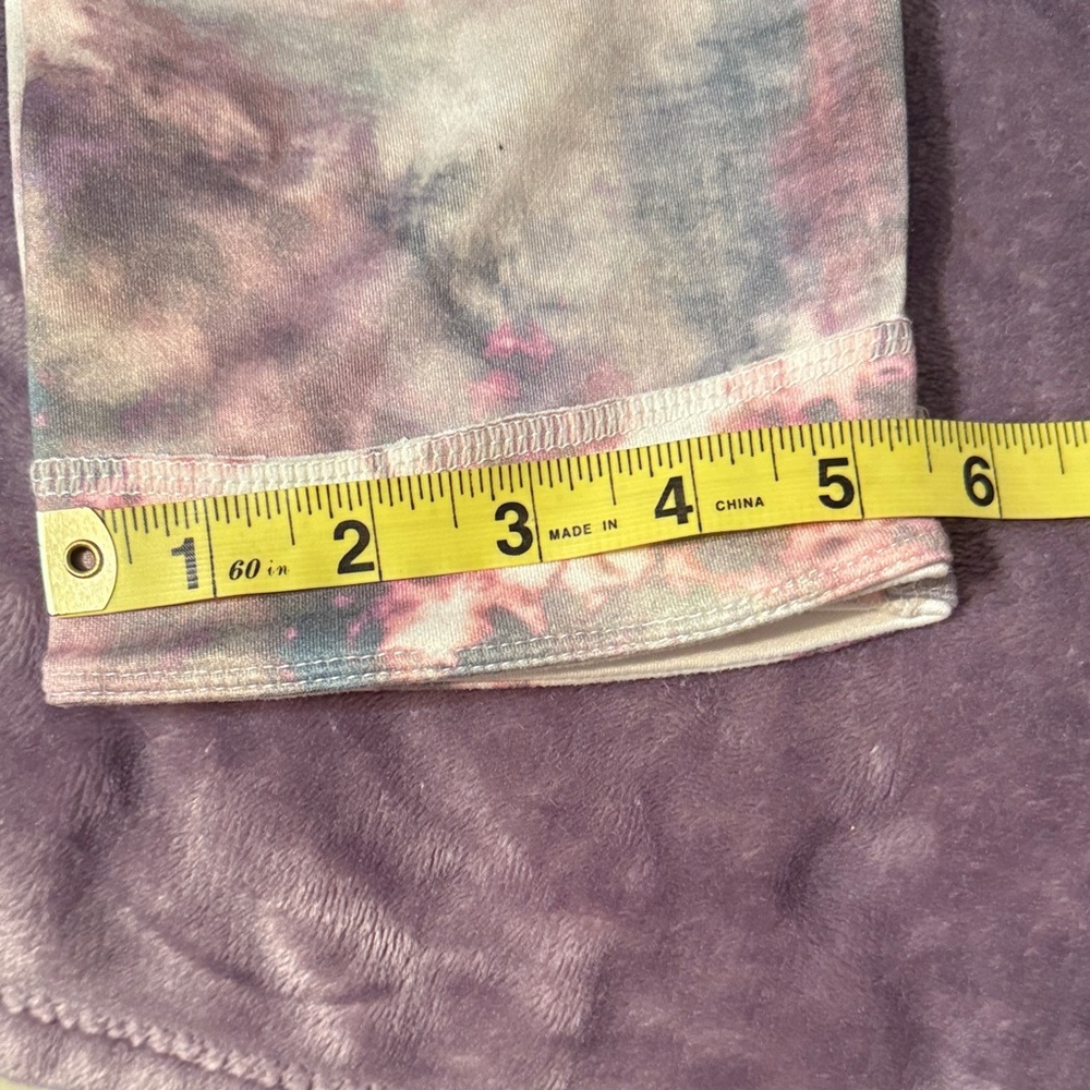Ardene Pastel Pink, Cream & Gray Tie-Dye Capri Leggings NWT - Picture 15 of 16